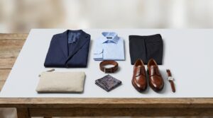 Dress code semi-formal – co oznacza i jak stworzyć stylizację?